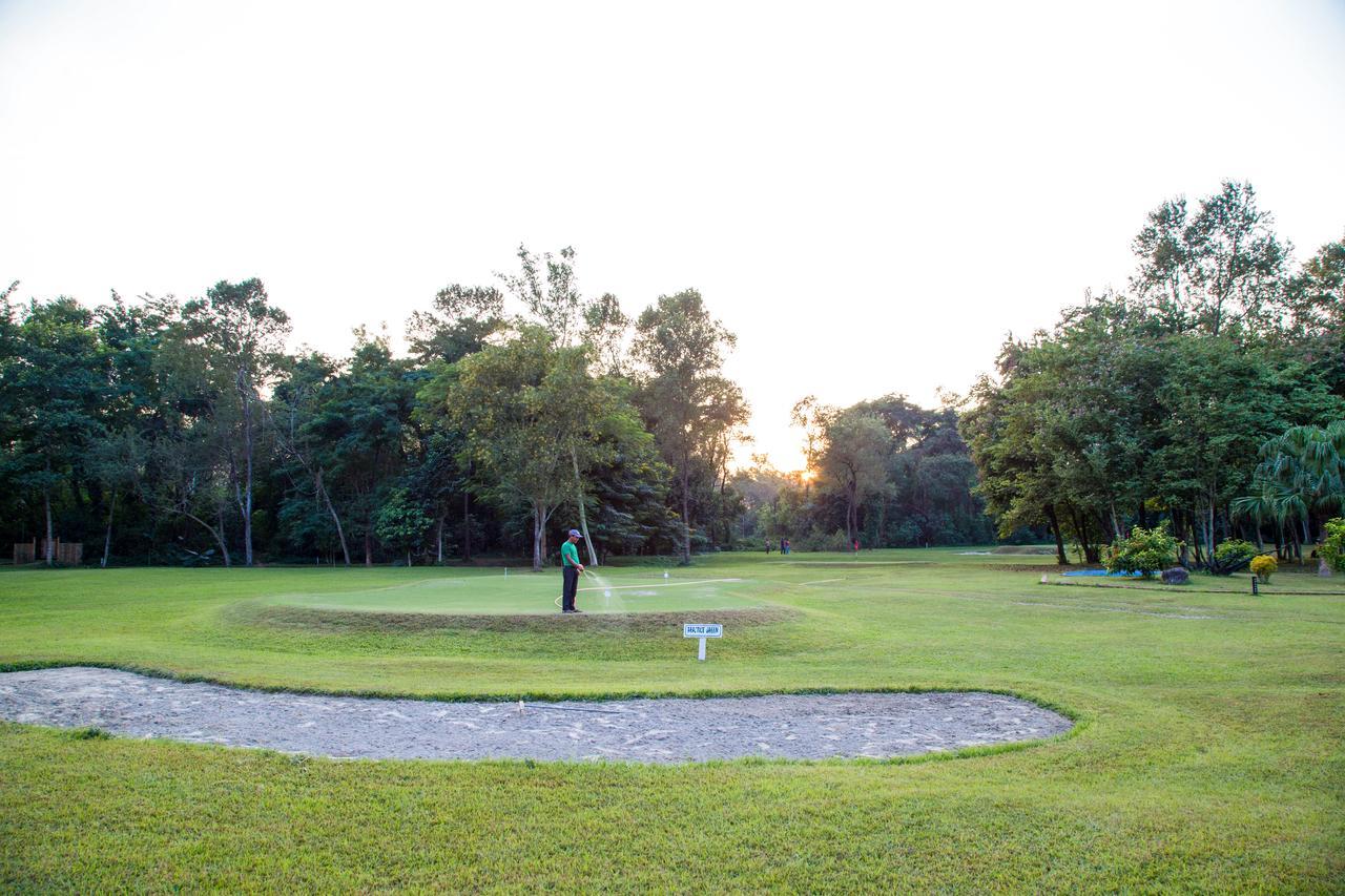 Miraaya Wellness And Golf Resort Чітаван Екстер'єр фото