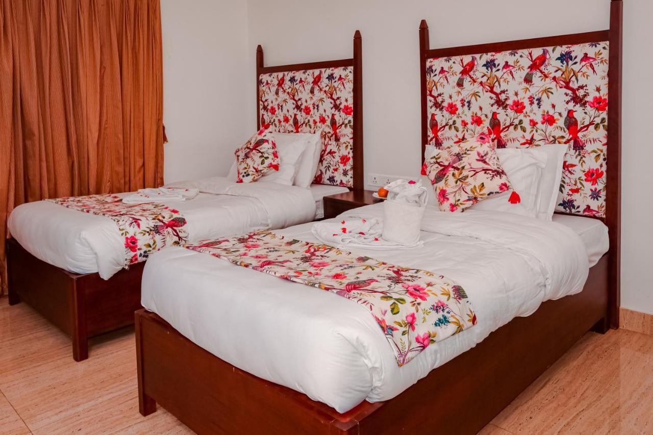 Miraaya Wellness And Golf Resort Чітаван Екстер'єр фото